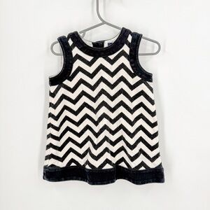 GAP Kids Black and White Chevron Casual Dress